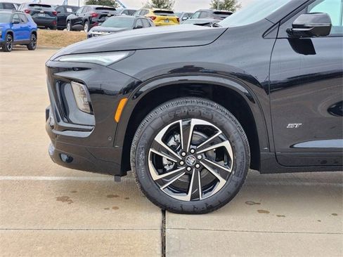 New 2025 Buick Enclave Sport Touring w/ Super Cruise Package image 8