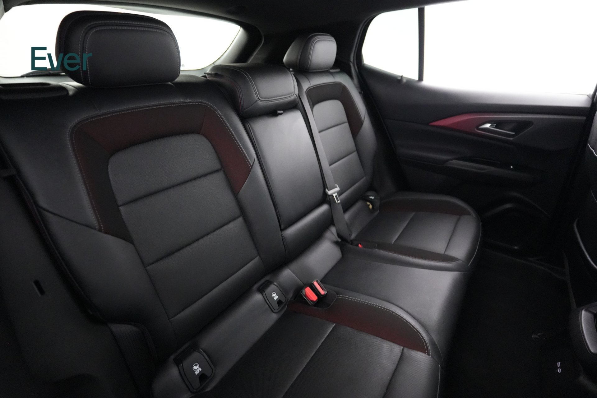 Used 2024 Chevrolet Equinox EV RS FWD image 5