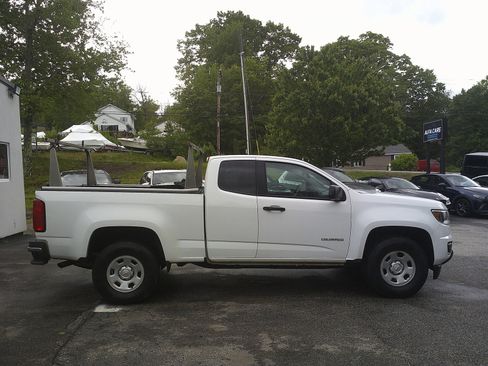 Used 2018 Chevrolet Colorado W/T RWD image 4