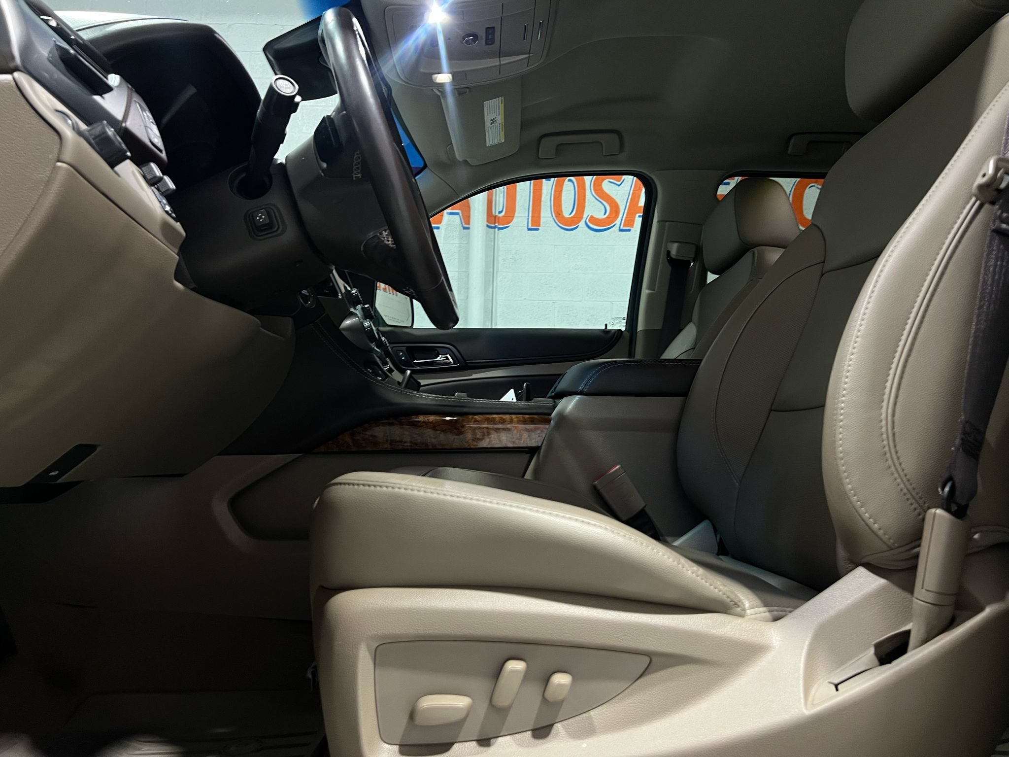 Used 2019 Chevrolet Tahoe Premier w/ Max Trailering Package RWD image 11