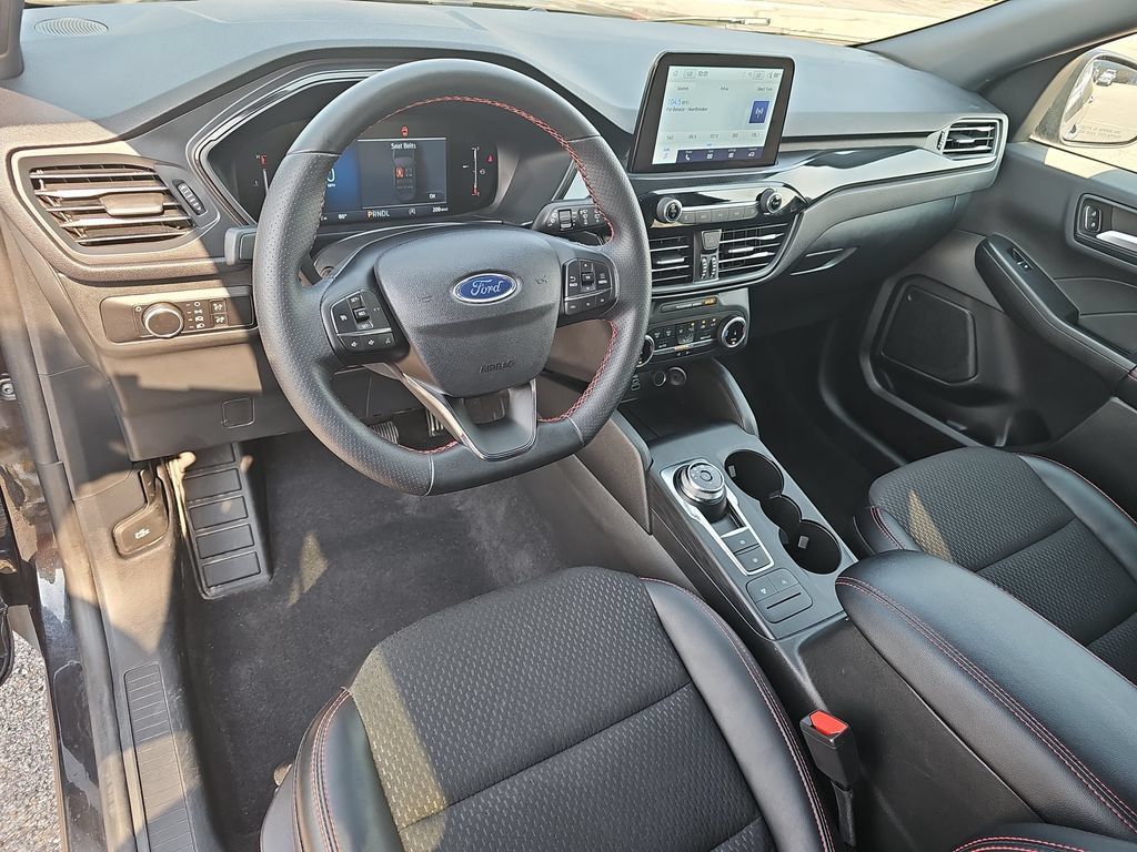 Used 2026 Ford Escape ST-Line AWD/4WD image 15