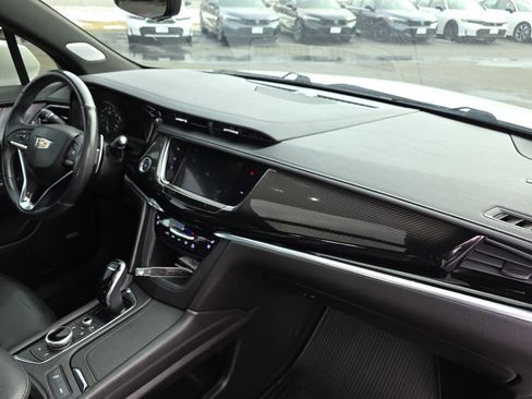 Used 2020 Cadillac XT6 Sport image 17