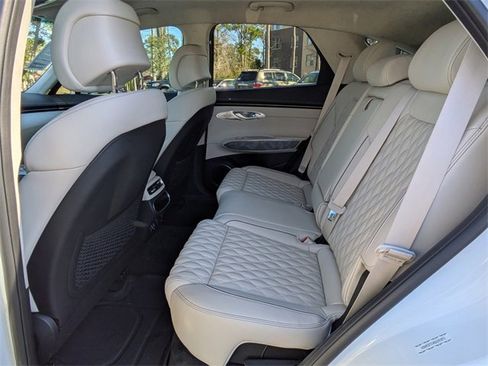 Used 2025 Genesis GV70 3.5T Sport w/ Sport Advanced Package image 14