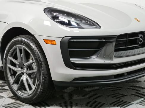 New 2026 Porsche Macan Turbo AWD/4WD image 40