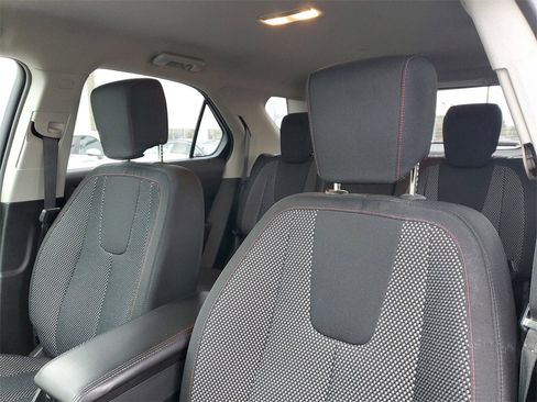 Used 2017 Chevrolet Equinox LT w/ Convenience Package image 11