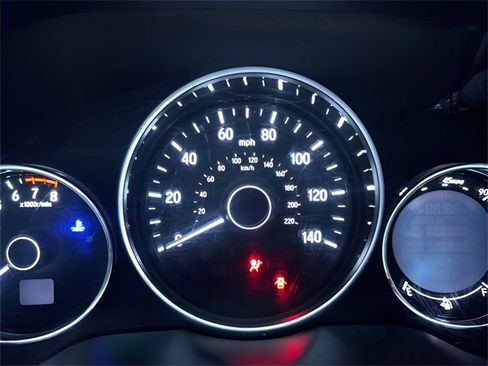 Used 2016 Honda HR-V EX image 28