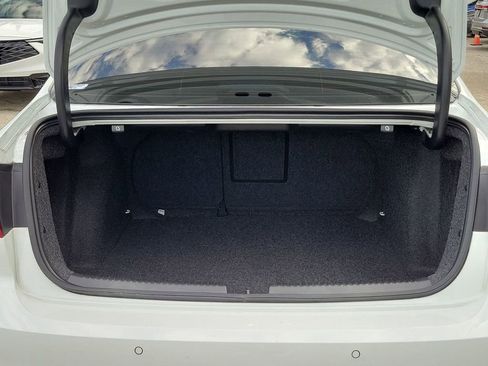 Used 2018 Volkswagen Jetta GLI image 19