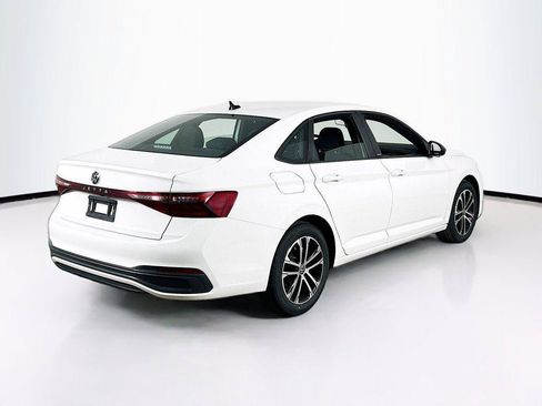 Certified 2025 Volkswagen Jetta Sport FWD image 5