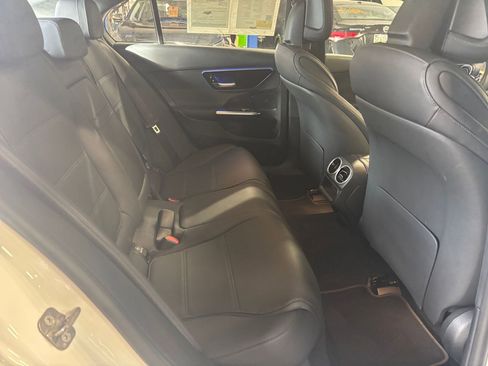Used 2024 Mercedes-Benz C 300 Sedan image 39