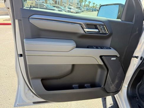 New 2026 Chevrolet Silverado 1500 ZR2 image 21