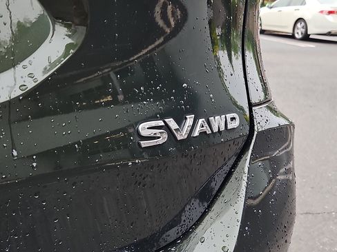 Used 2018 Nissan Rogue SV w/ Premium Package AWD/4WD image 31