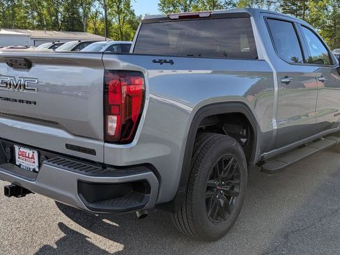New 2026 GMC Sierra 1500 Elevation w/ LPO, Elevation Black Package AWD/4WD image 8