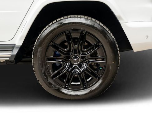 Used 2025 Mercedes-Benz G 580 w/ EQ Technology image 29