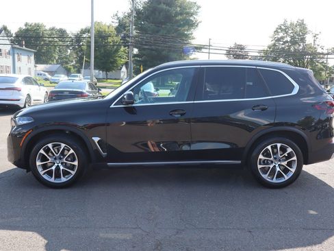Used 2024 BMW X5 xDrive40i AWD/4WD image 8