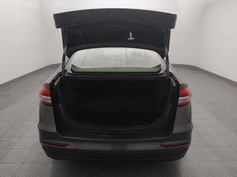 Used 2019 Ford Fusion SE image 29