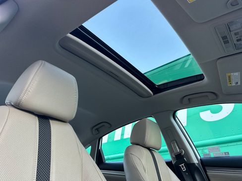 Used 2020 Honda Civic EX-L image 18