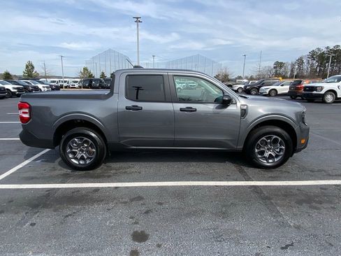 Certified 2025 Ford Maverick XLT w/ XLT Luxury Package image 8