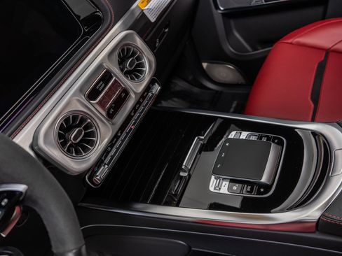 Used 2026 Mercedes-Benz G 63 AMG 4MATIC image 28