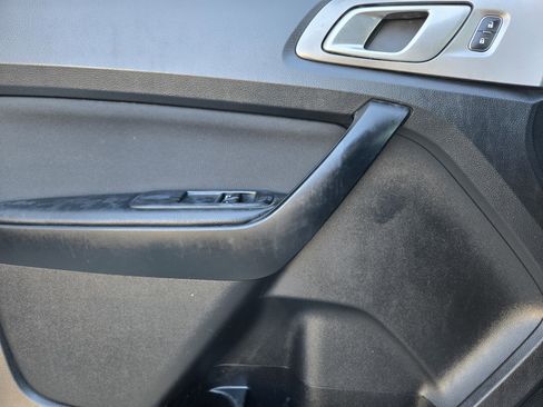 Used 2019 Ford Ranger XL w/ Equipment Group 101A Mid image 17