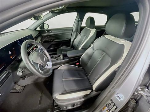 Used 2025 Kia K5 GT-Line w/ GT-Line Premium Package image 23