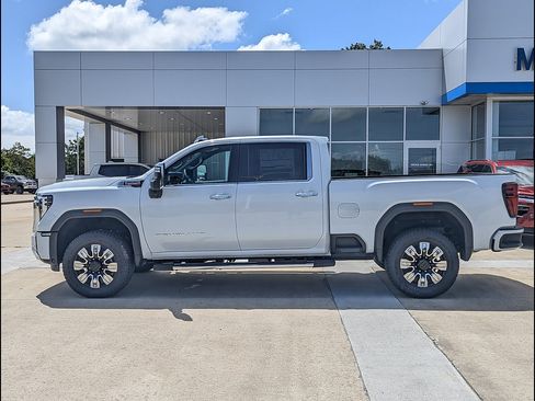 New 2026 GMC Sierra 2500 Denali AWD/4WD image 9