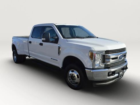 Used 2018 Ford F350 XLT AWD/4WD image 8