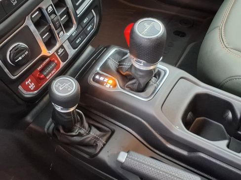 New 2026 Jeep Gladiator Mojave AWD/4WD image 17