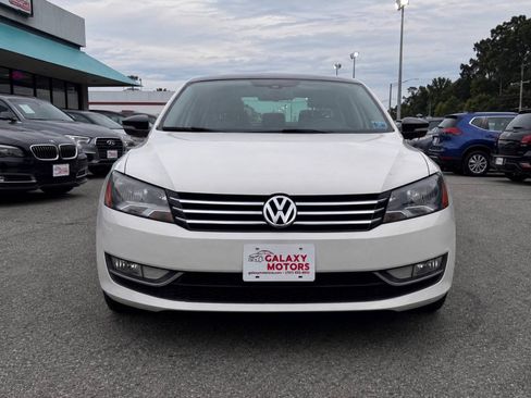 Used 2014 Volkswagen Passat 1.8T Sport FWD image 2