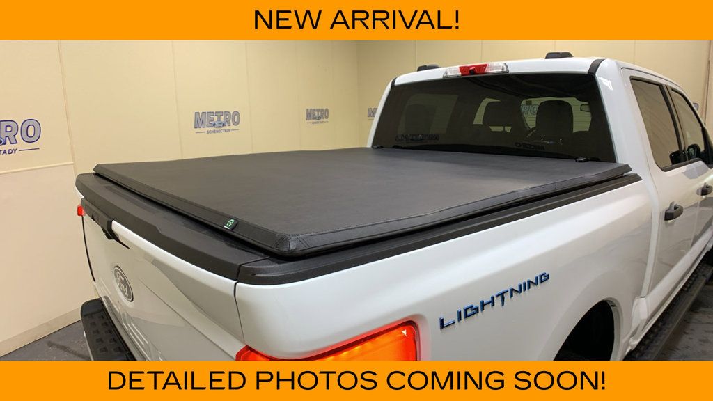 Used 2025 Ford F150 Lightning XLT AWD/4WD image 17