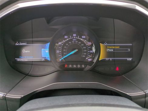 Used 2019 Ford Edge Titanium image 31