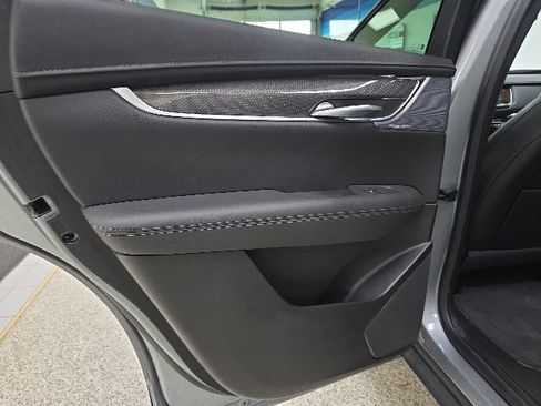 Used 2024 Cadillac XT5 Sportv AWD/4WD image 9