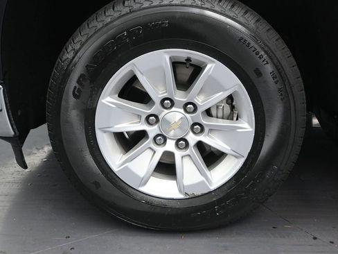 Used 2023 Chevrolet Silverado 1500 LT RWD image 13