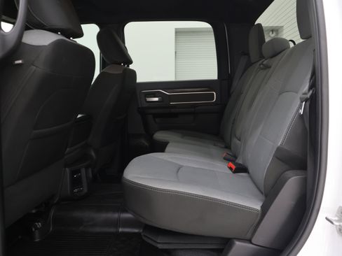 Used 2022 RAM 2500 Big Horn w/ Level A Equipment Group AWD/4WD image 34