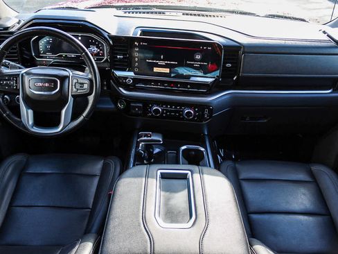 Used 2022 GMC Sierra 1500 SLT w/ SLT Premium Package image 12