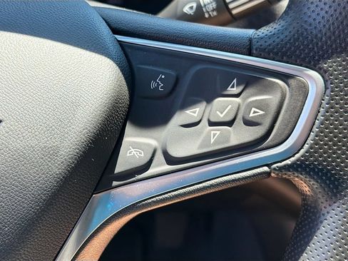 Used 2023 Chevrolet Malibu LT FWD image 16