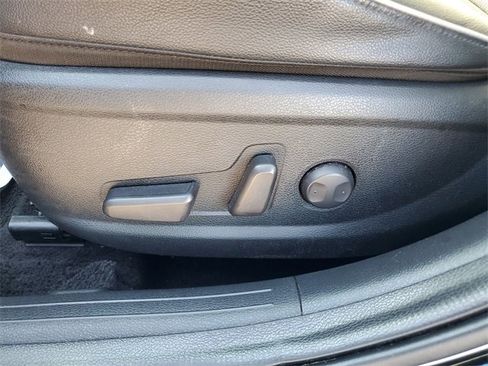 Used 2023 Kia Forte GT-Line w/ GT-Line Premium Package image 19