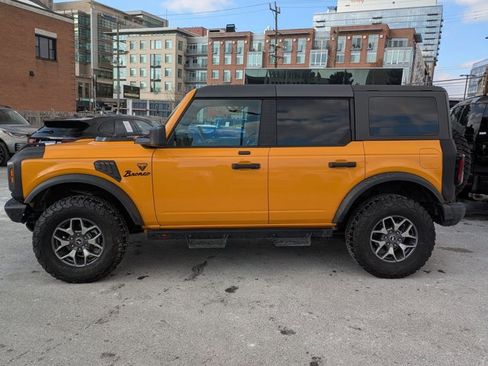 Used 2021 Ford Bronco Badlands image 8