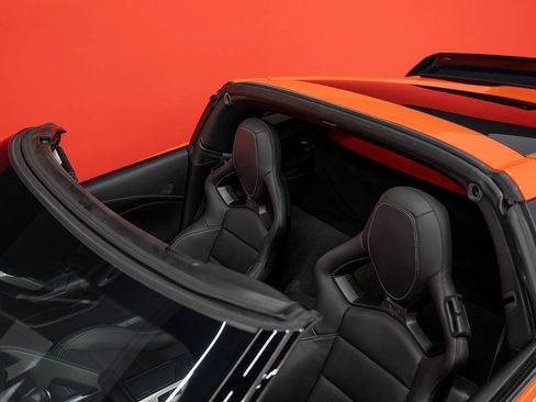 Used 2019 Chevrolet Corvette Z06 RWD image 25
