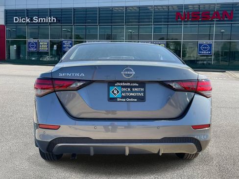 Used 2025 Nissan Sentra S image 5