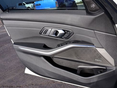 Used 2021 BMW M340i xDrive w/ Premium Package image 39