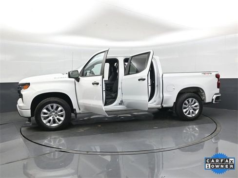Used 2023 Chevrolet Silverado 1500 Custom image 45