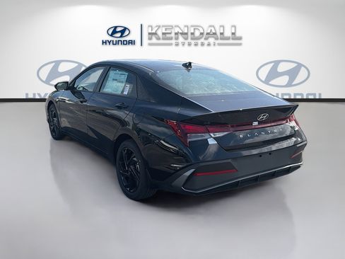 New 2026 Hyundai Elantra Sport FWD image 4