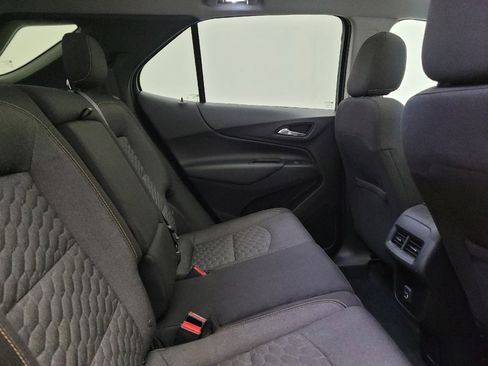 Used 2019 Chevrolet Equinox LT w/ Sun & Navigation Package image 19