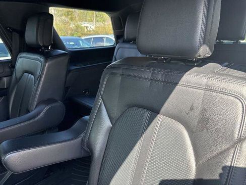 Used 2021 Ford Expedition Limited image 26