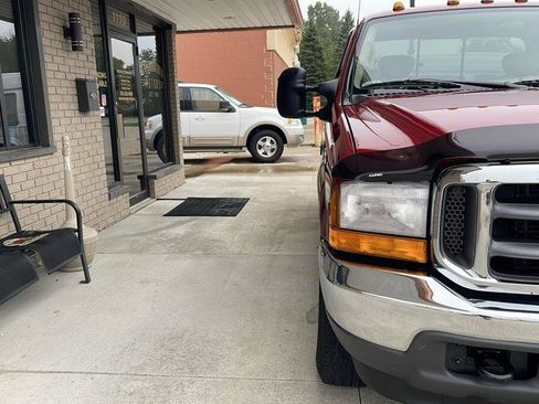 Used 2001 Ford F350 Lariat RWD image 7