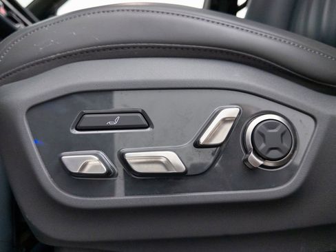 Used 2024 Kia EV9 GT-Line image 33