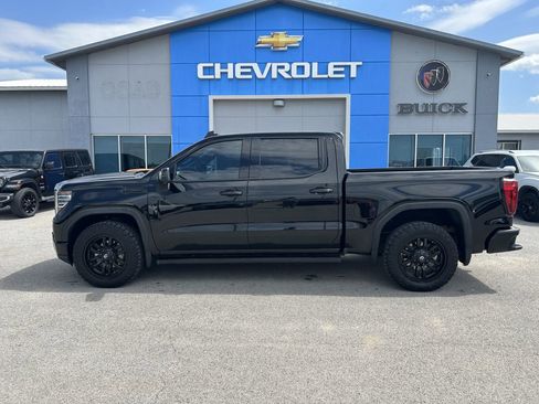 Used 2023 GMC Sierra 1500 Denali w/ Technology Package AWD/4WD image 4