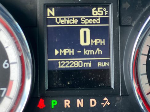 Used 2017 Dodge Grand Caravan GT image 23