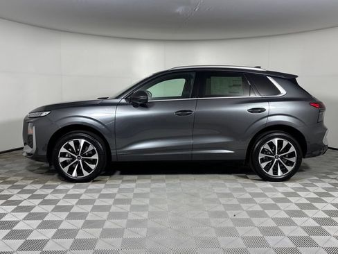 New 2026 Audi Q3 quattro 2.0T AWD/4WD image 4
