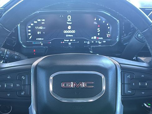 Used 2023 GMC Sierra 1500 SLE image 31